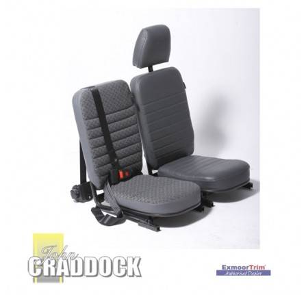Centre Seat in Black Leather with Headrest