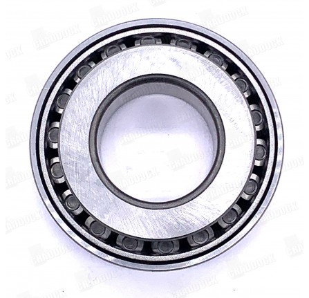 Diff Pinion Bearing Outer Seal End 1965 Onwards Land Rover Range Rover and Disco.