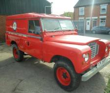 LAND ROVER 109 EX FRIRE SERVICE