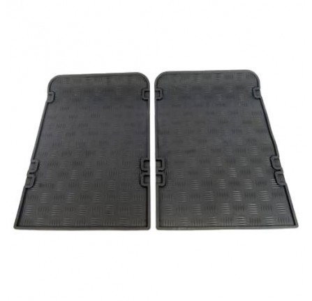 S2 and S3 109 and 110 Defender Middle Row Moulded Mats