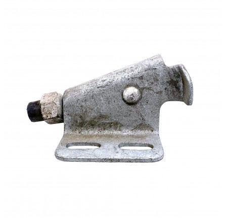 Windscreen Clamp R.H 1958-71