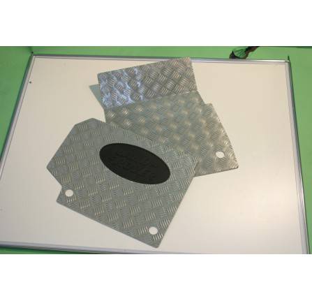 Raider Chequer Floor Mat LH