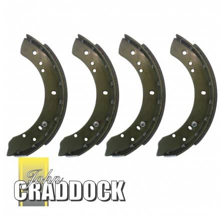 Brake Shoes Rear LWB Axle Set up to 1994 & 101 FC