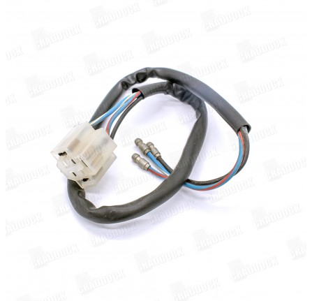 Plug and Lead for Sealed Beam Unit