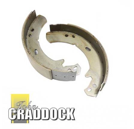 Transmisson Brake Shoes 90/110 from LA935630. Discovery 2 & Discovery 1 1993 On. Range Rover Classic from MA647645. and All P38 Range Rover