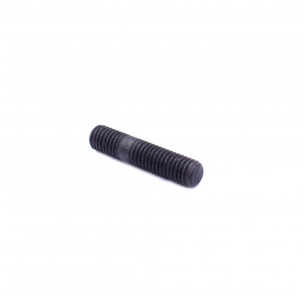 Cylinder Head Stud