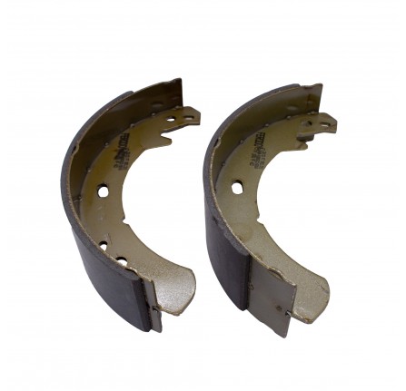 Ferodo Transmisson Brake Shoes 90/110 from LA935630. Discovery 2. Discovery 1 1993 On. Range Rover Classic from MA647645. and All P38 Range Rover