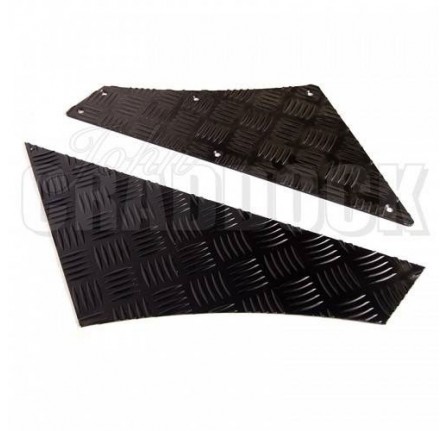 Chequer Plate Kit 3mm Rear Quadrants in Black Rear Of Side Door 110 S/Wagon Per Pair with Fittings