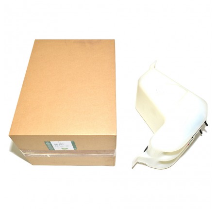 Reservoir Windscreen Washer Front and Rear