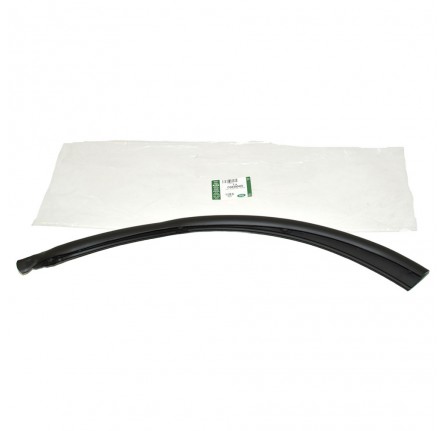 RH Rear Door Cladding Seal for Discovery 3