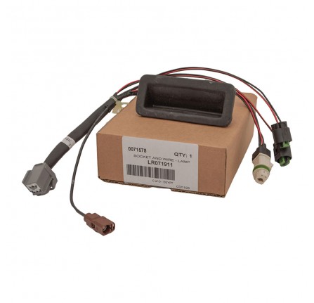 Socket and Harness for Rear Lamp Discovery 4
