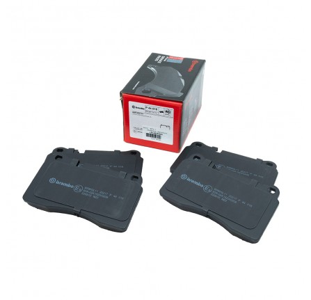 Brembo Brake Pad Kit Non Genuine Front R/R 4.2 Supercharged and 3.6 V8 Diesel Rrs 4.4 V8