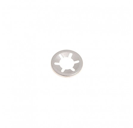 Retainer