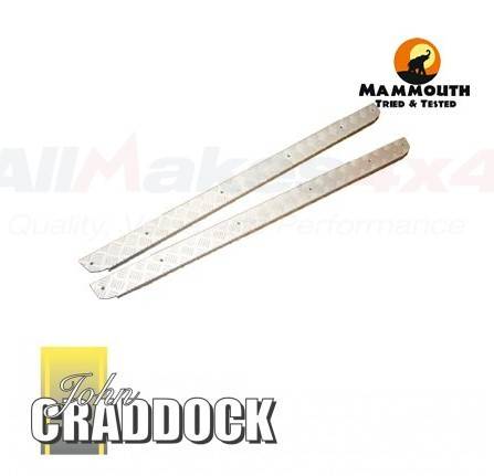 Chequer Plate Kit 3mm Sill Protectors Silver 90 & SWB Series 2/3 Pair with Fixings by Mammouth