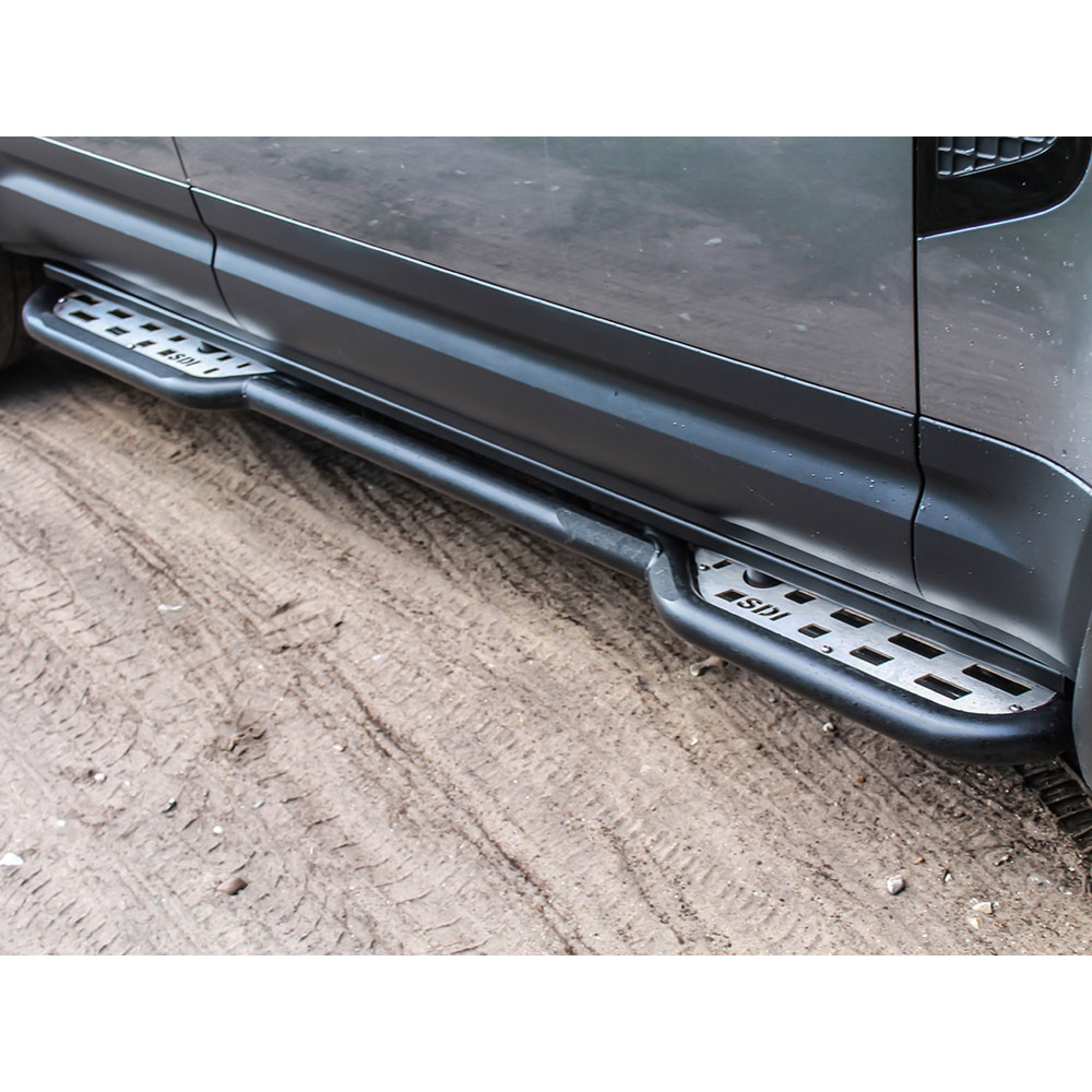 DA3567 - Side Steps Defender 2020 on Safety Devices