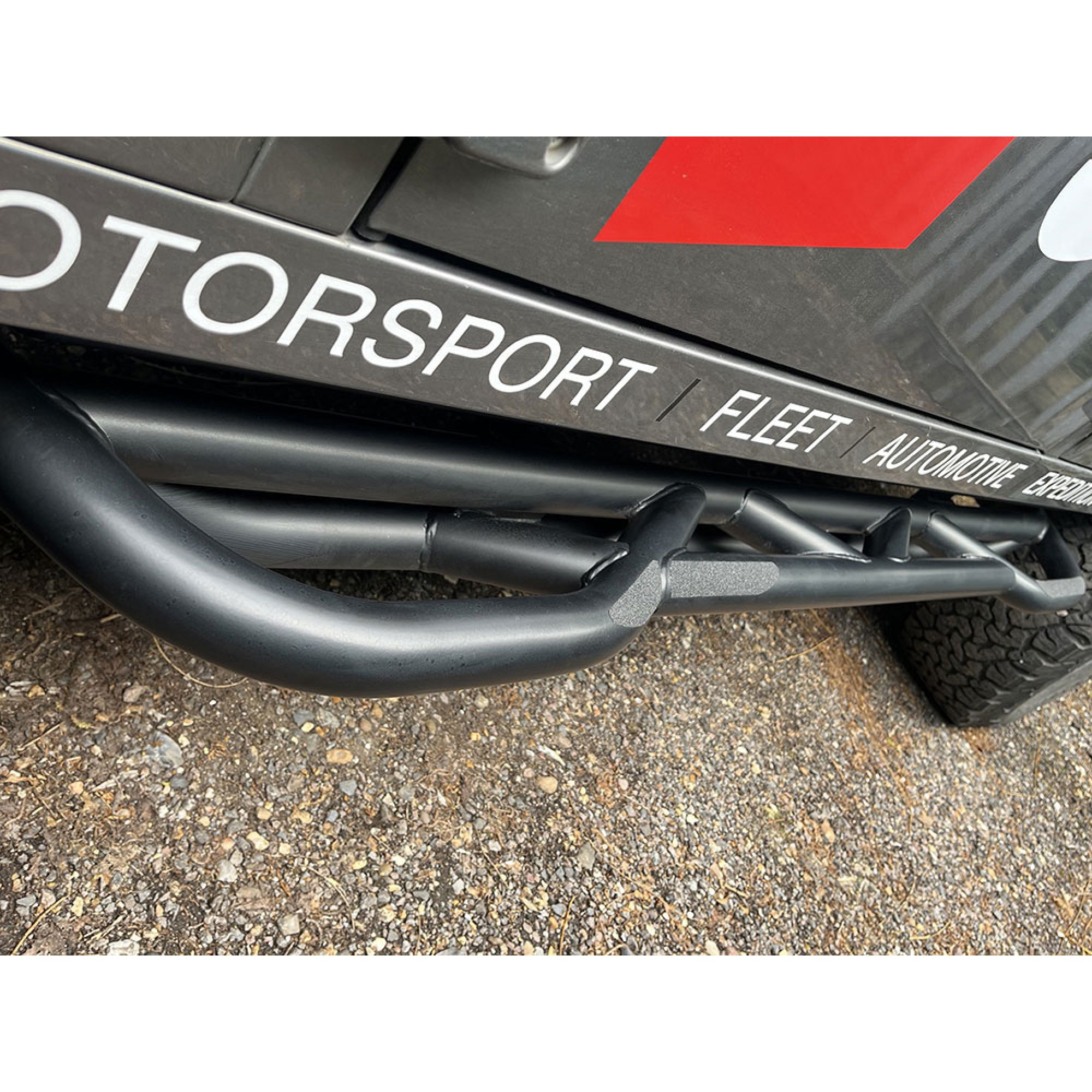 DA3807 - Safety Devices Side Steps Tubular for Defender 110 (to 2016)