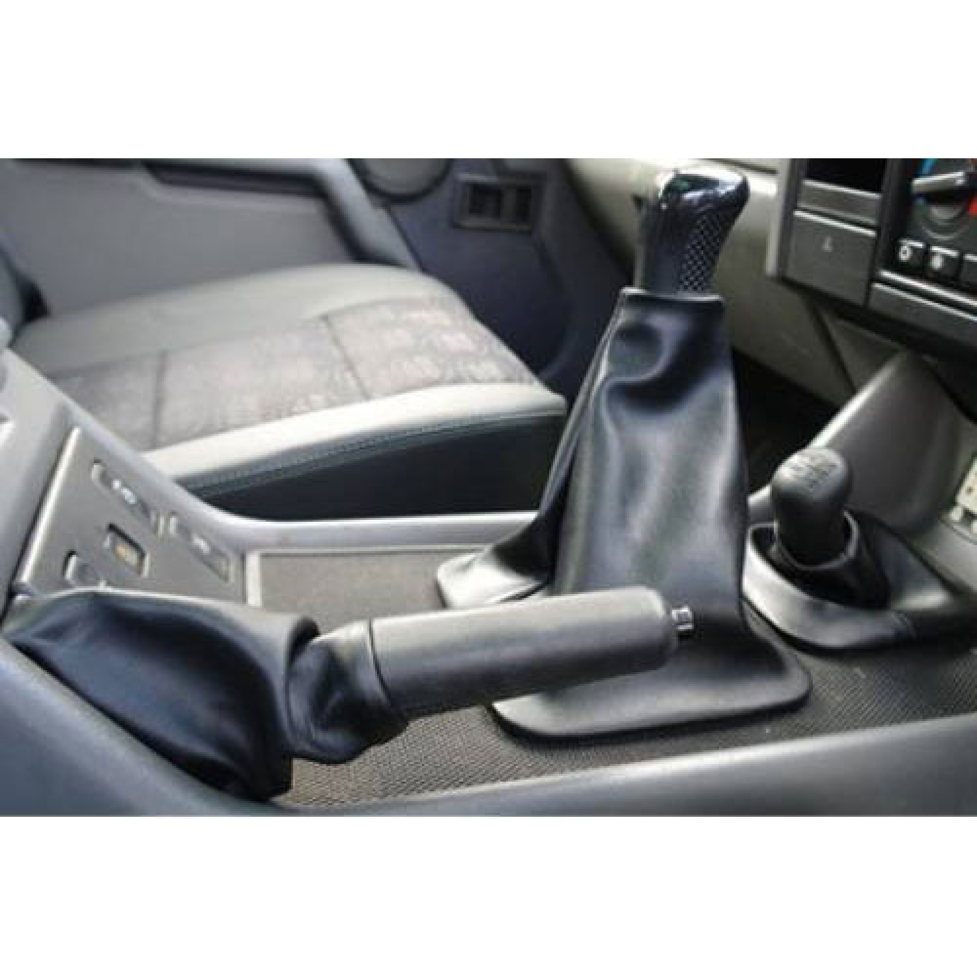 Gear Gaiter Kit Black Vinyl Inc Handbrake for Discovery 1/2