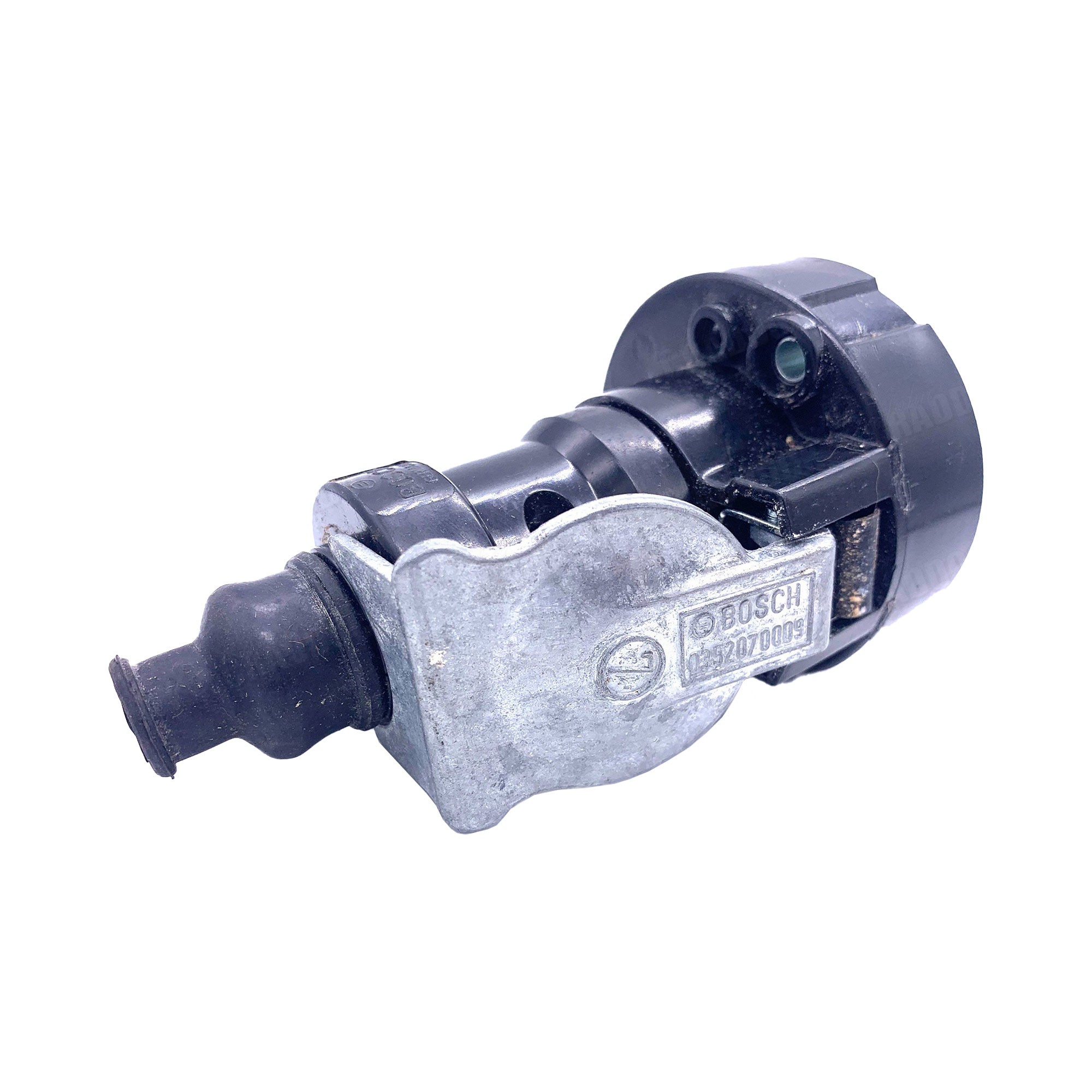 605204 - Genuine 7 Pin Trailer Plug and Socket Kit Series 2/2A up to Vehicle Suffix F