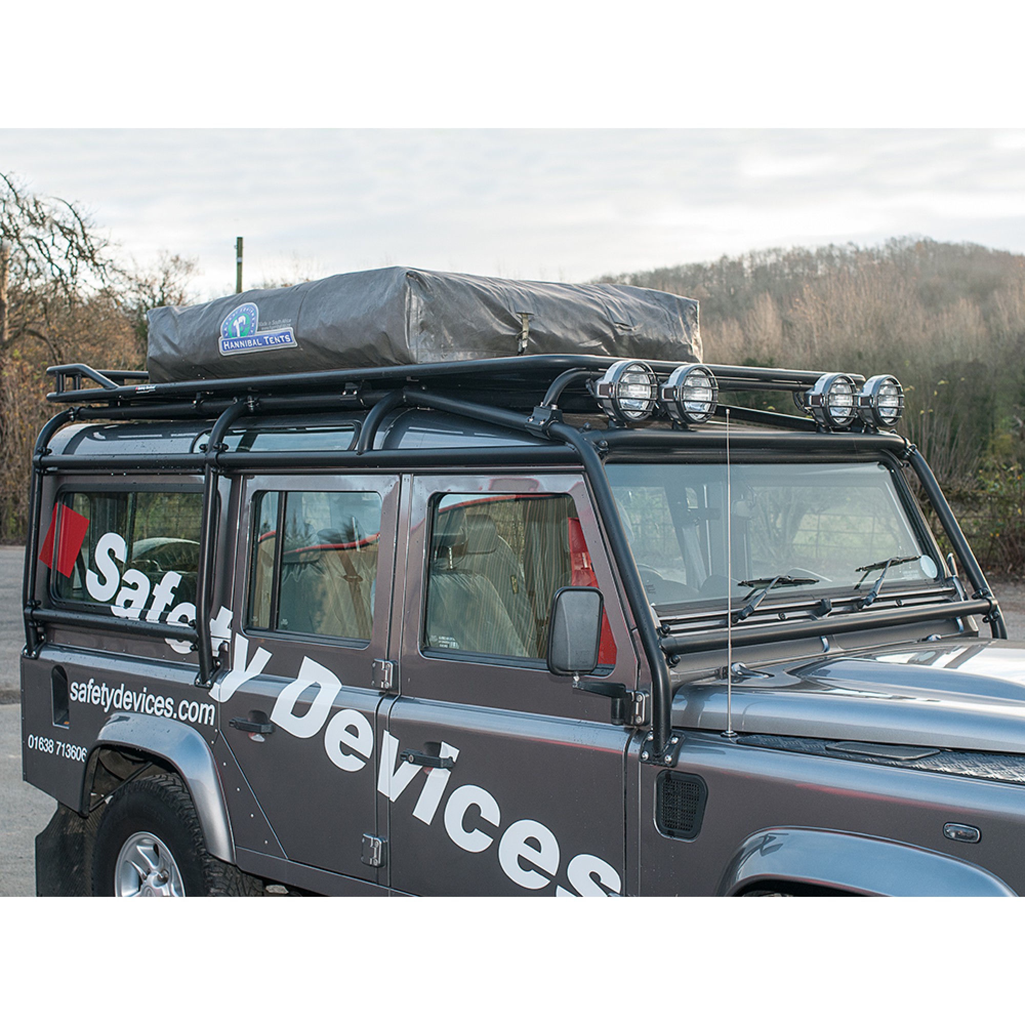 Safety Devices 110 Sw Full External/Internal Roll Cage Defender 110 Station Wagon