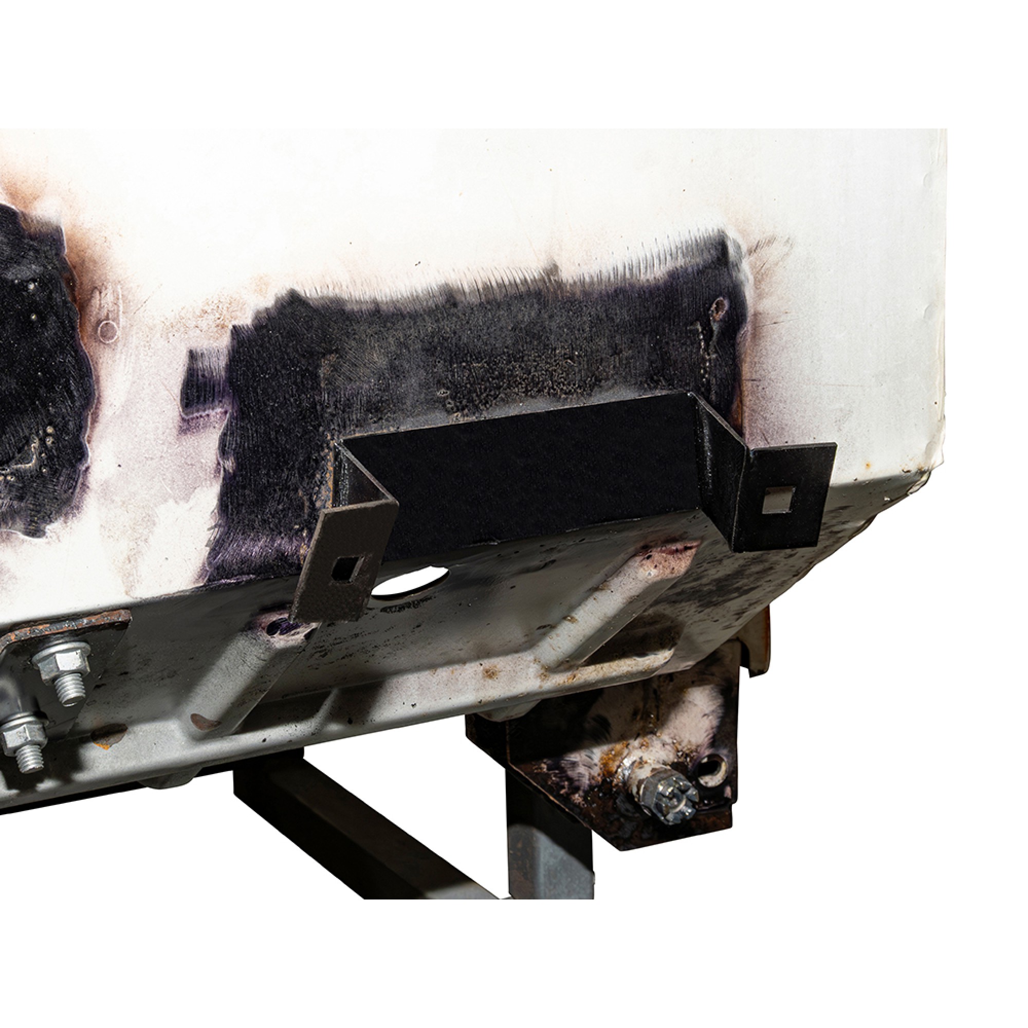 Nearside Footwell to Inner Wing Bracket