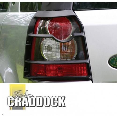 LR003685 Freelander 2 Rear Light Guard Set from CH999999