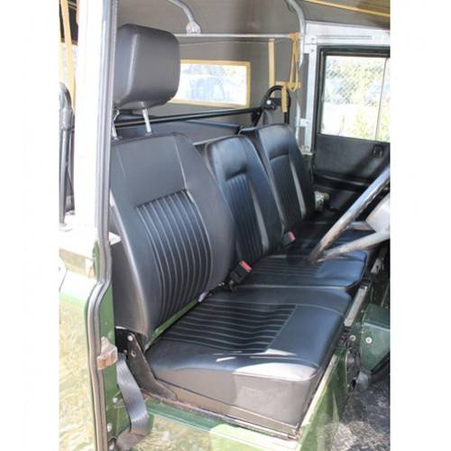 Trakkers Extreme Seat Black Vinyl Please Specify If Going in A Lightweight As Extra Brackets Required Series 2 and 3 Early 90 110 Inch with Series