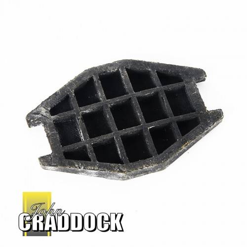 Rubber Pad for Wiper Motor Mounting Rear Range Rover Classic to 1986 and 90/110 to 1A622423. and Series 3