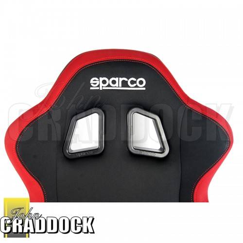 R100 Seat Black-red Defender 90/110 (Single Seat) Will Also Require DA7306 (Seat Runners) and Mounting Kit DA7307 Which Is Fixed Or DA7308 (Removable Kit) to Fit Seats.