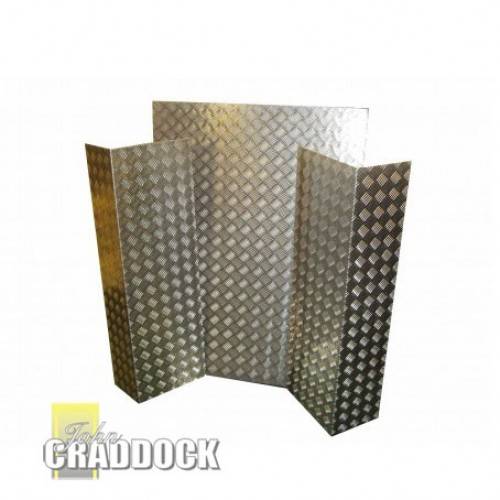 Chequer Plate Rear Inner Body Kit 90