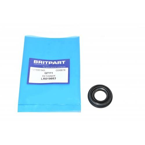 LR019663 - Retainer Cylinder Head Cover 2.4 Only