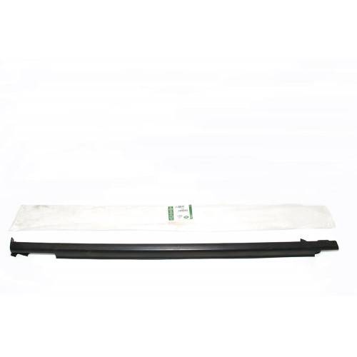 CGE500240 - Front RH Door Outer Waist Seal for Discovery 2