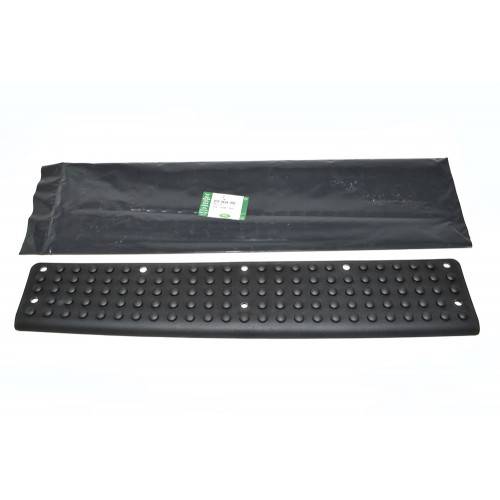 BTR9434PMD - Genuine Rubber Mat Rear Bumper Discovery 95 My on