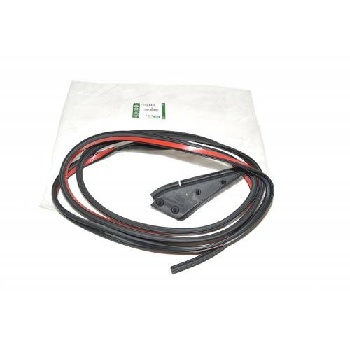 CHE500080 - RH Drip Rail Seal