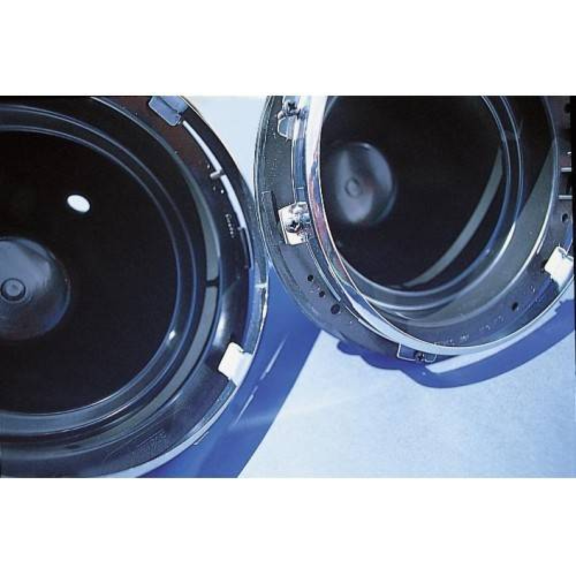 Quartz Halogen Headlamp Kit and Pair Of Headlamp Buckets
