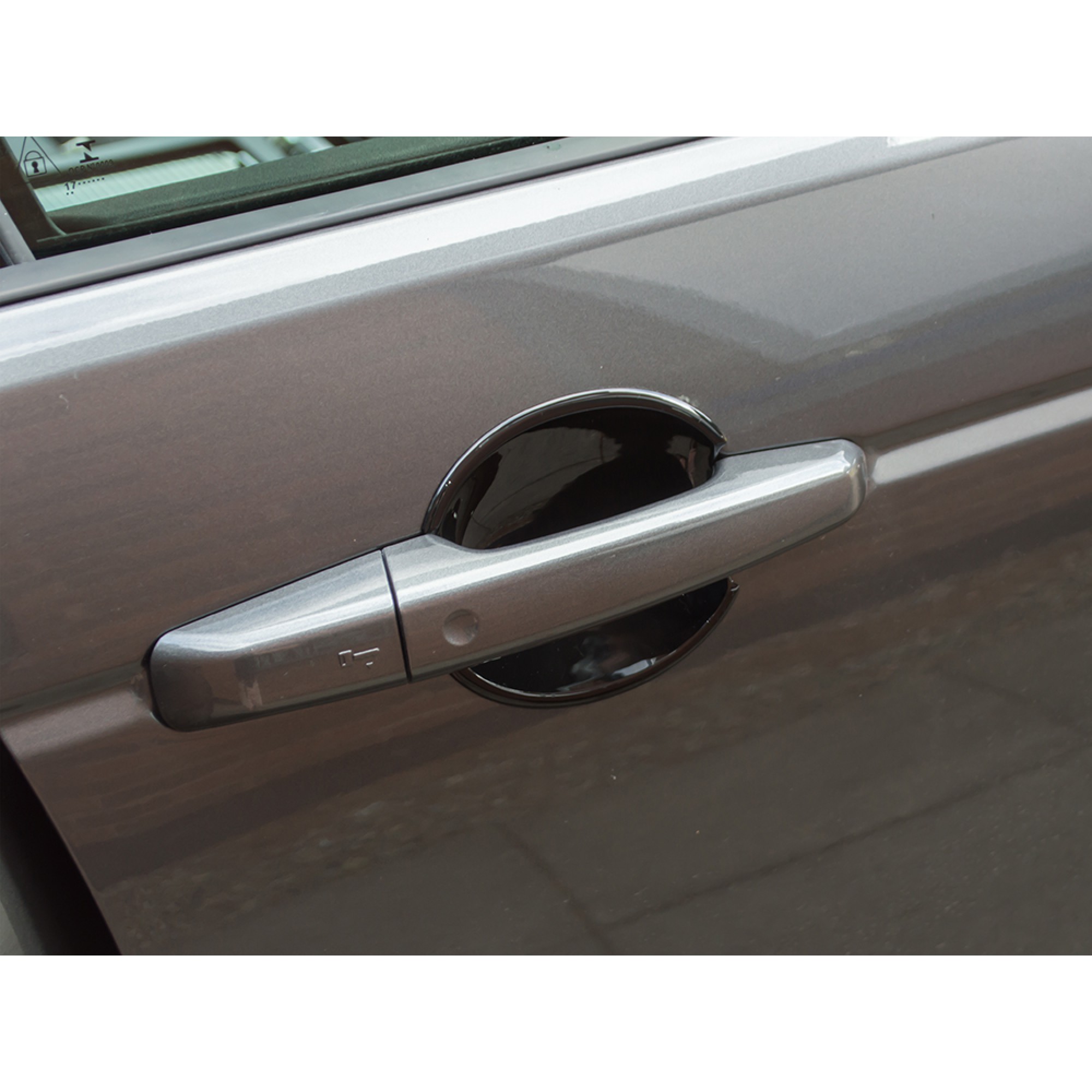 DA1556 - Disocvery Sport Door Bowl Trim Black Set Of 4