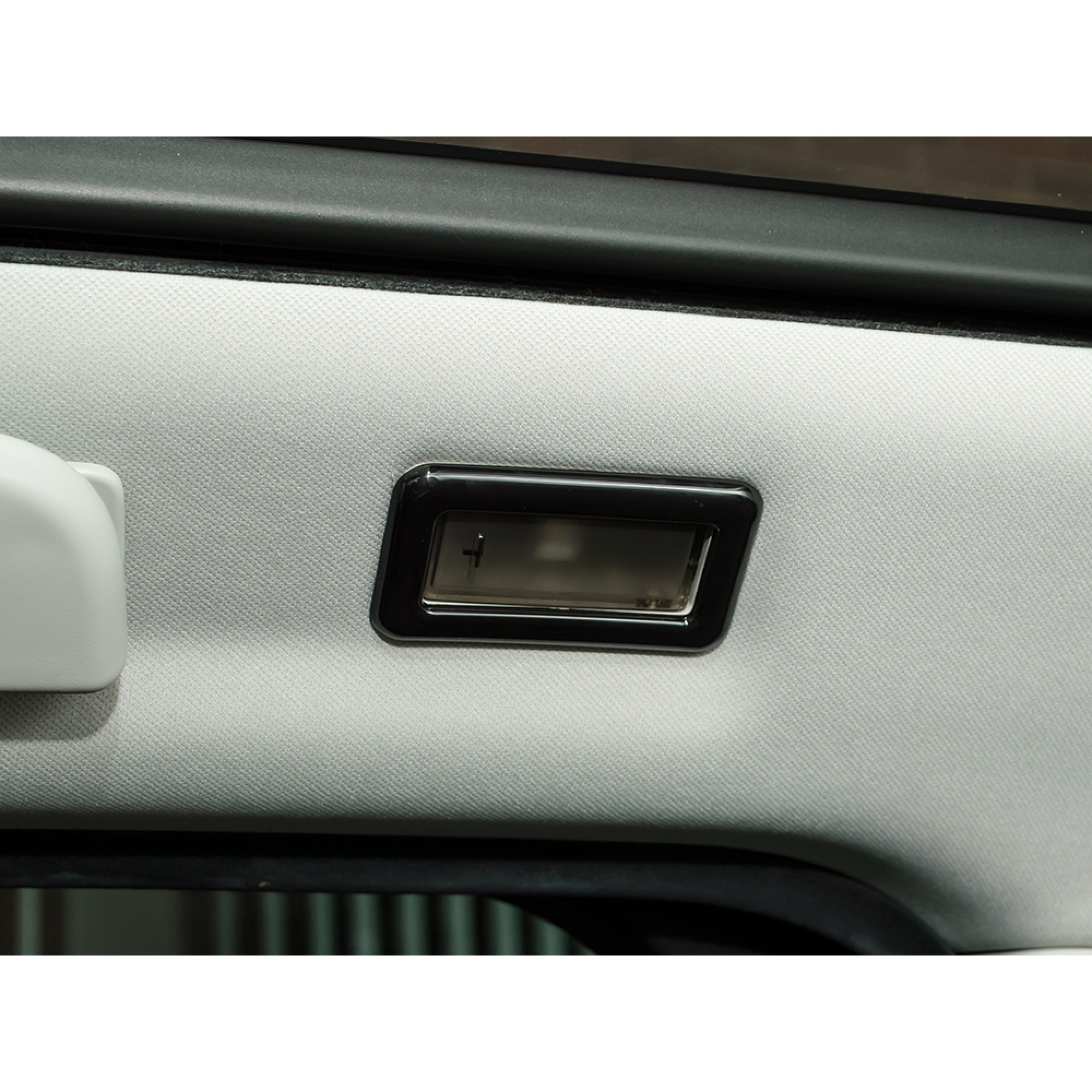 DA1564 - Rear Reading Light Frame - Britpart