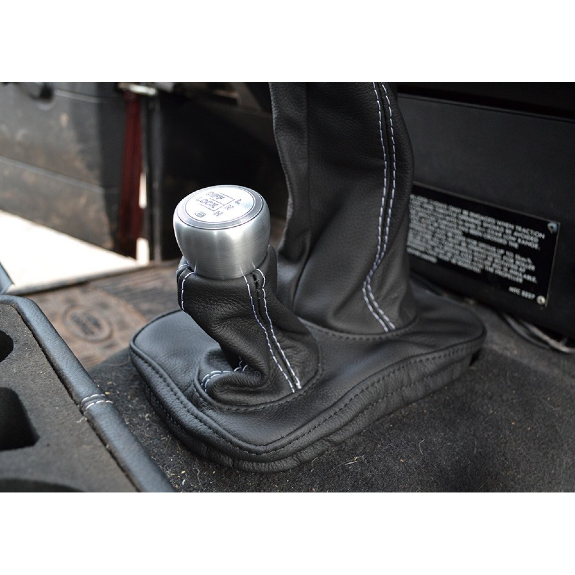 Alloy Premium Gear Shift & Gaiter Kit - LT77 - Black Leather