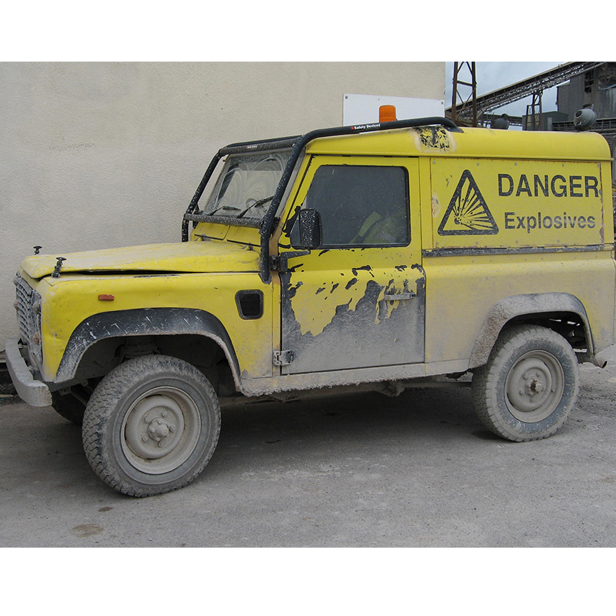 Safety Devices LHD 8 Point External/Internal Roll Cage Defender 90