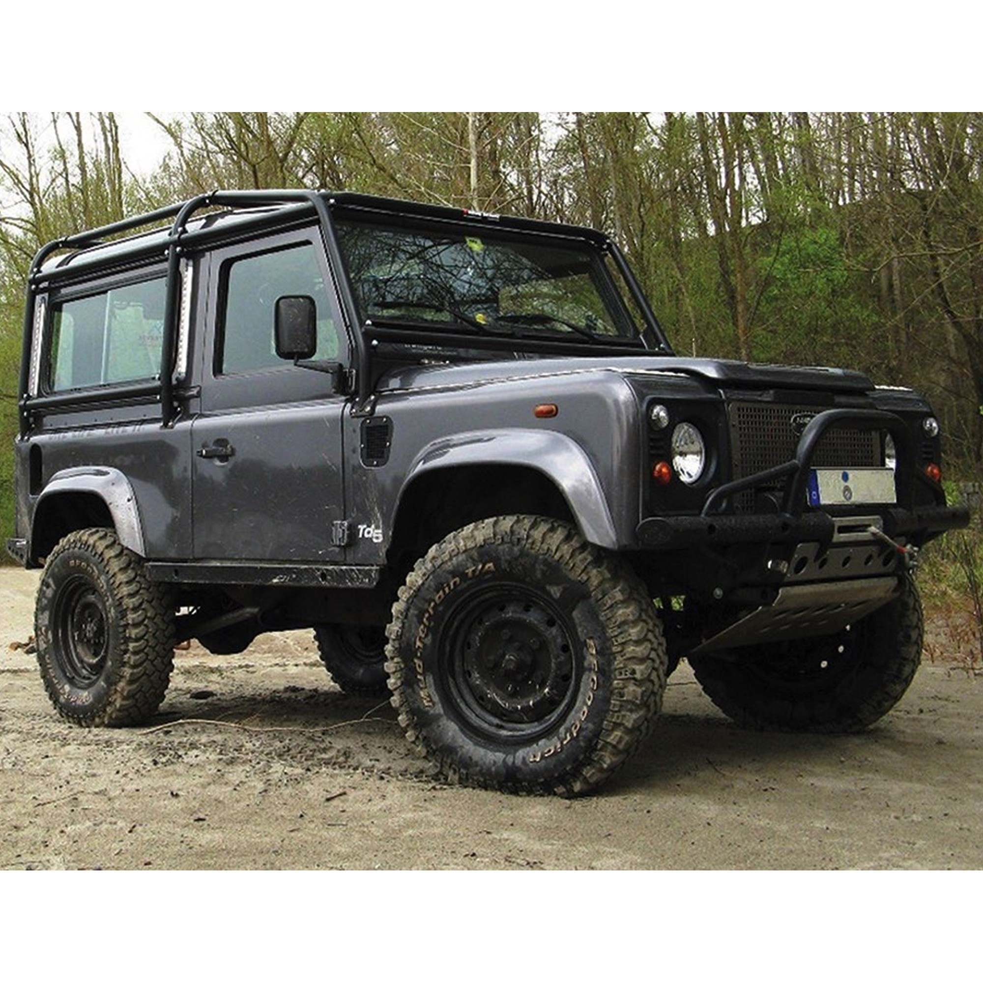 Safety Devices 90 Smooth Roof 6 Point Full External Rollcage Defender 90
