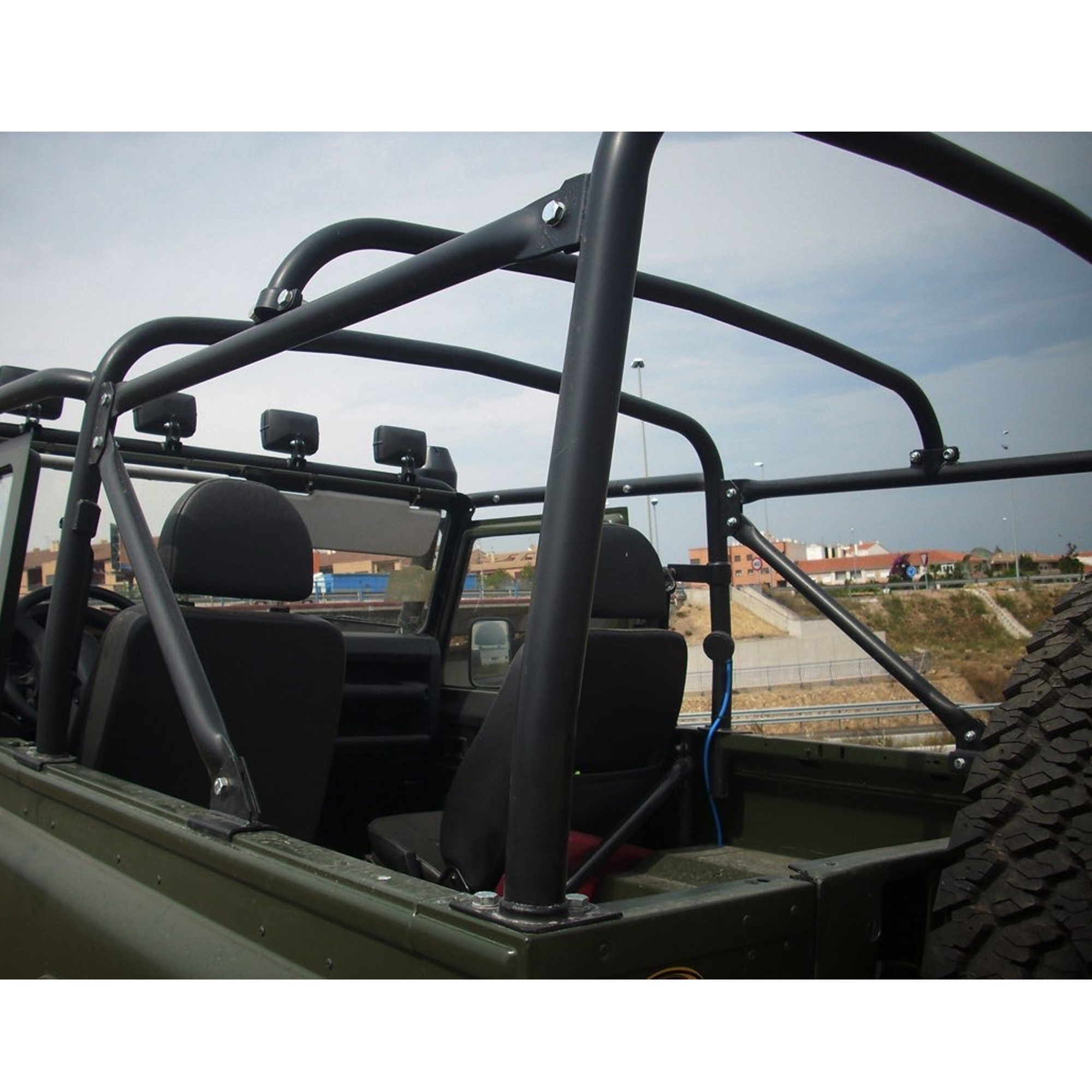 Safety Devices 90 8 Point Internal/External Bolt in Cage
