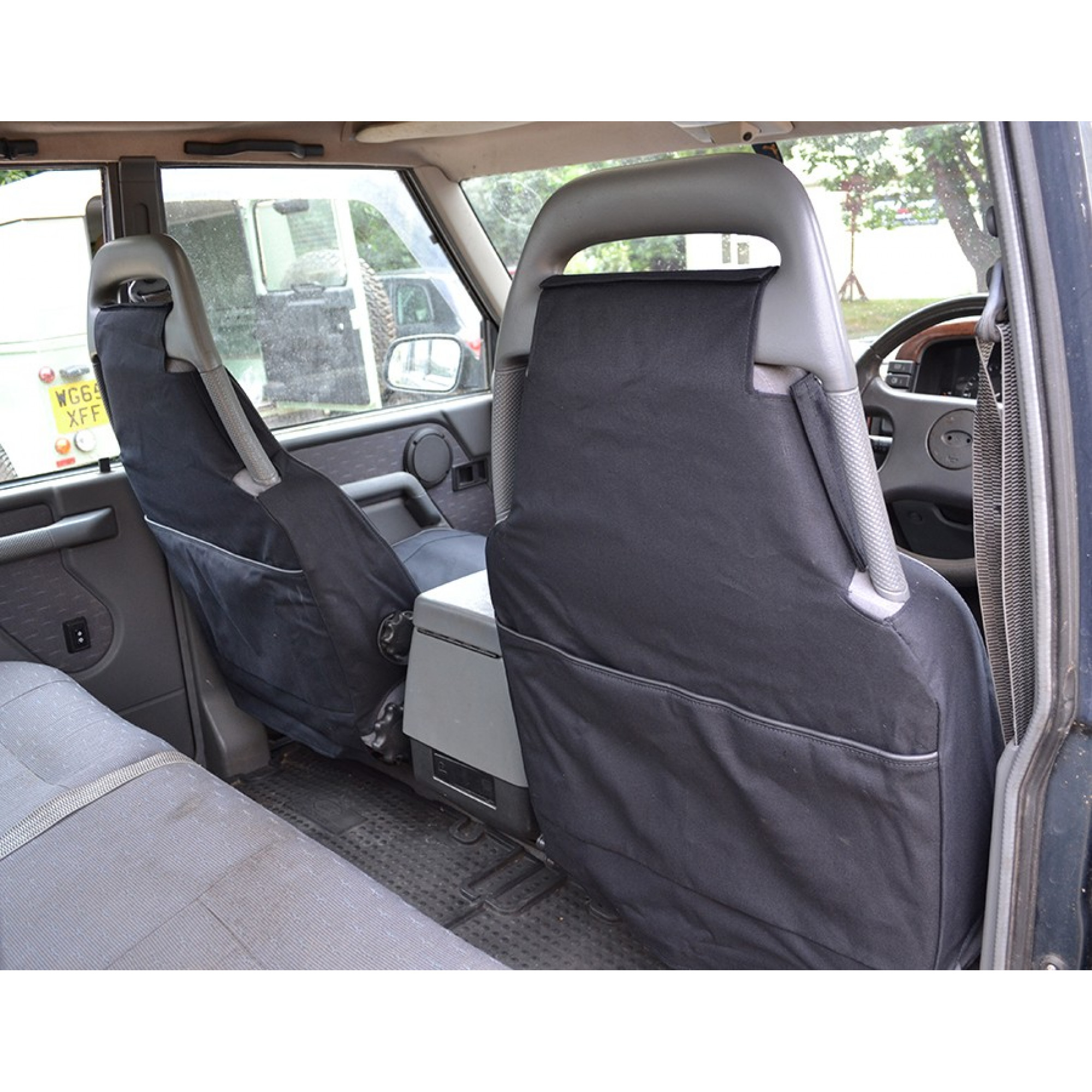 Fr Outer Pair with Or without Armrest Black