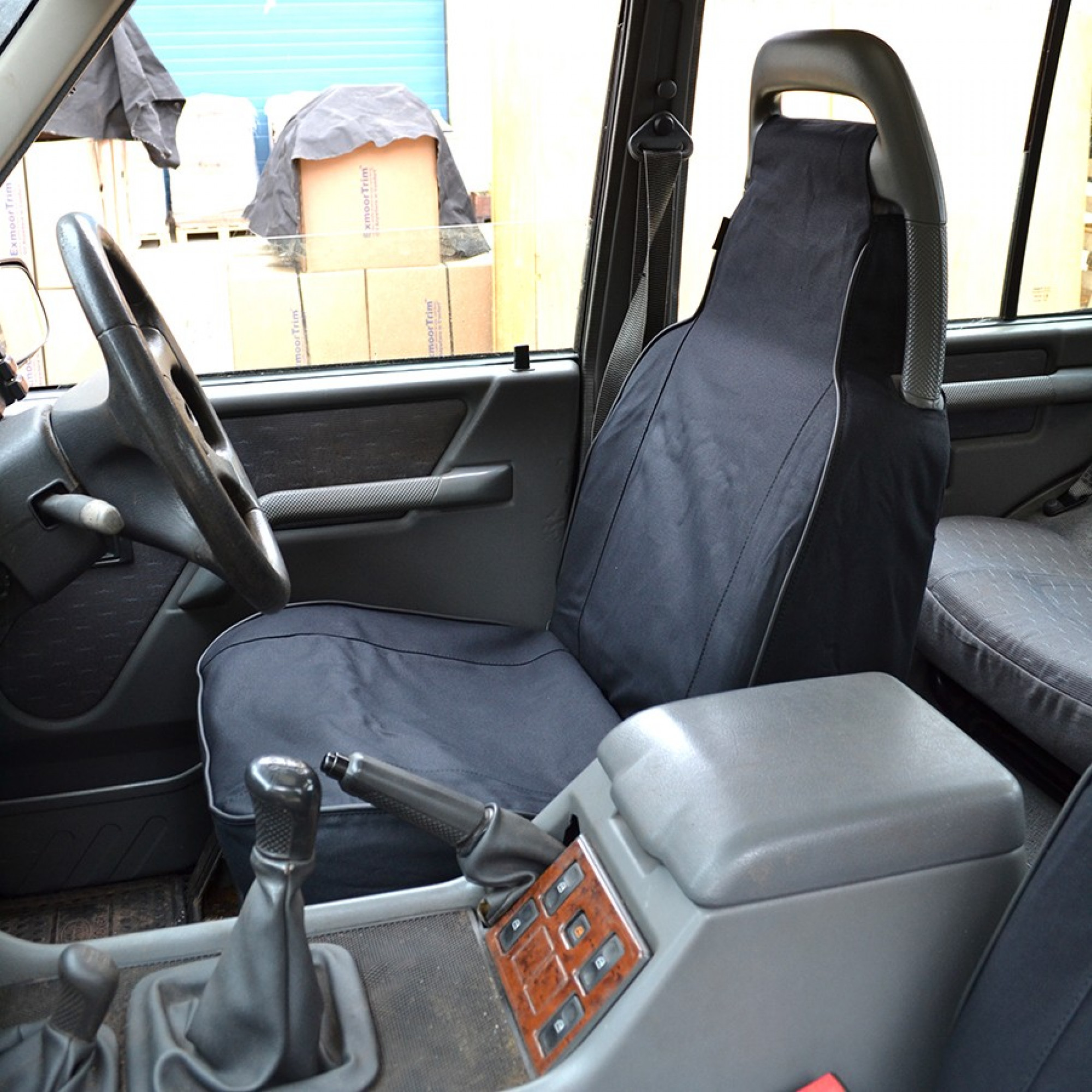 Fr Outer Pair with Or without Armrest Black