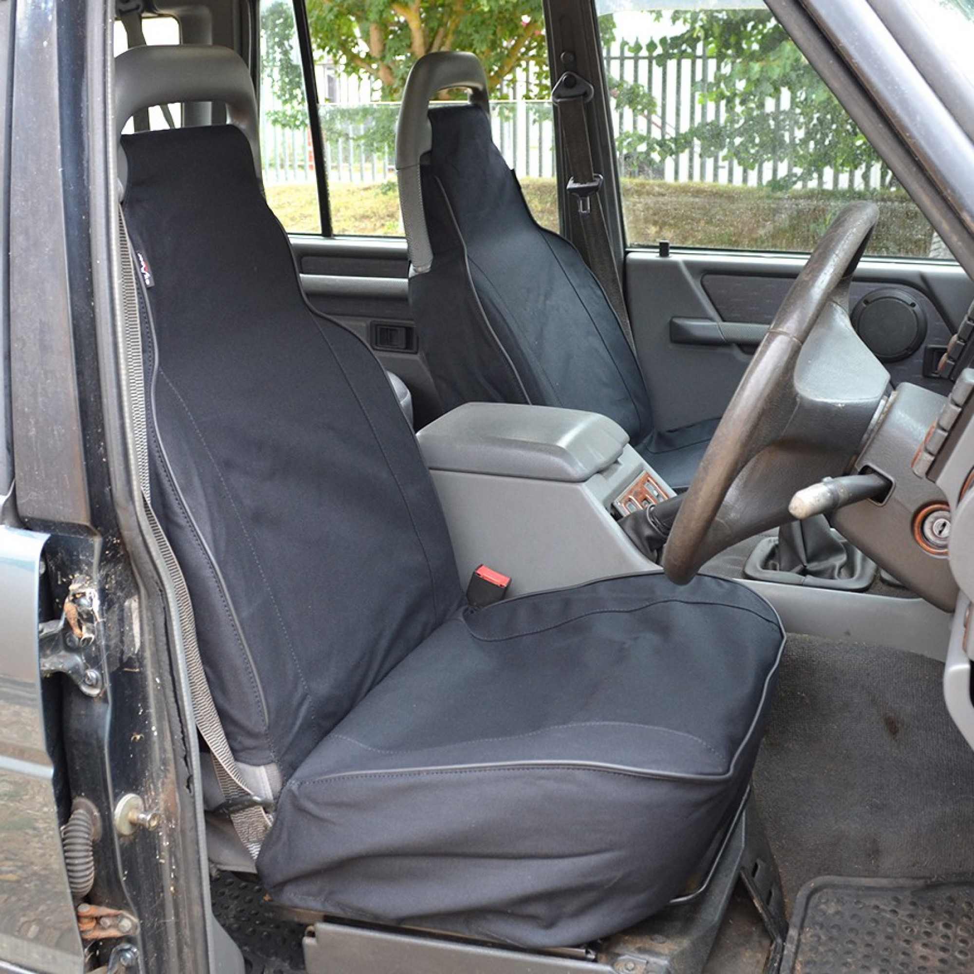 Fr Outer Pair with Or without Armrest Black