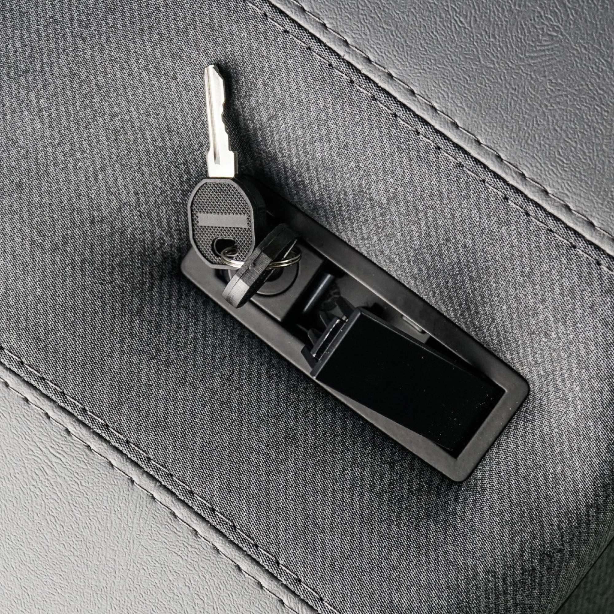 Premium Loc BoxÂ  Denim Twill Vinyl