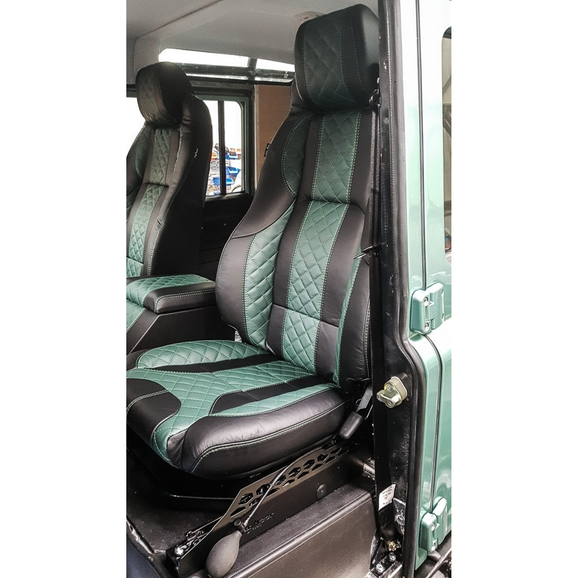 Elite Seat MK2 - Bespoke Diamond Xs Leather Option
