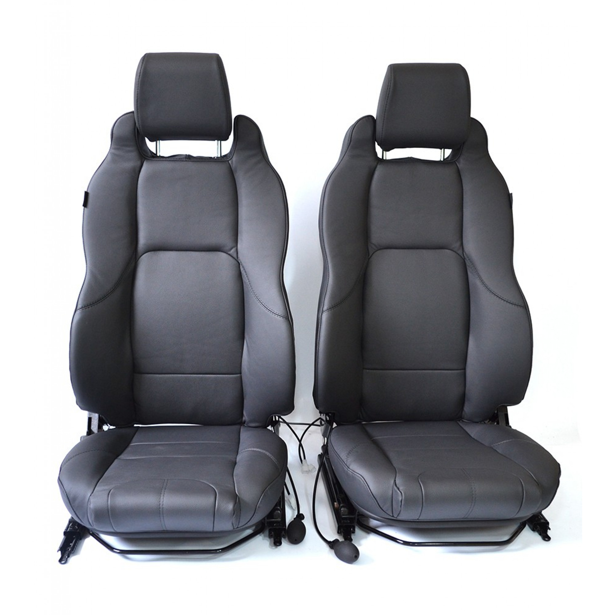 Elite Seat Pair in Black Leather Inc Fixings