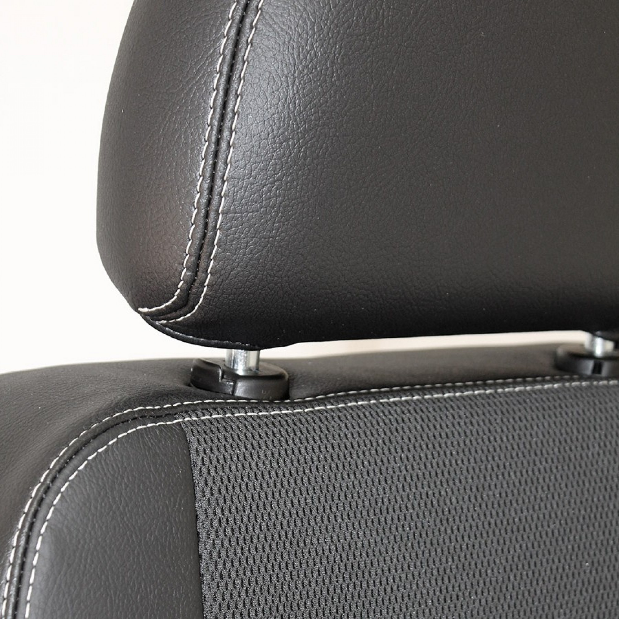 Puma Left Hand Seat Post 2013 - Xs Black Rack - Heated
