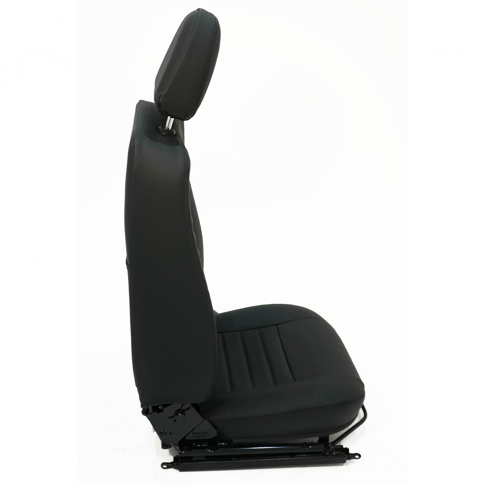 Puma Seat - Pair - Black Leather/Black Stitch - Heated
