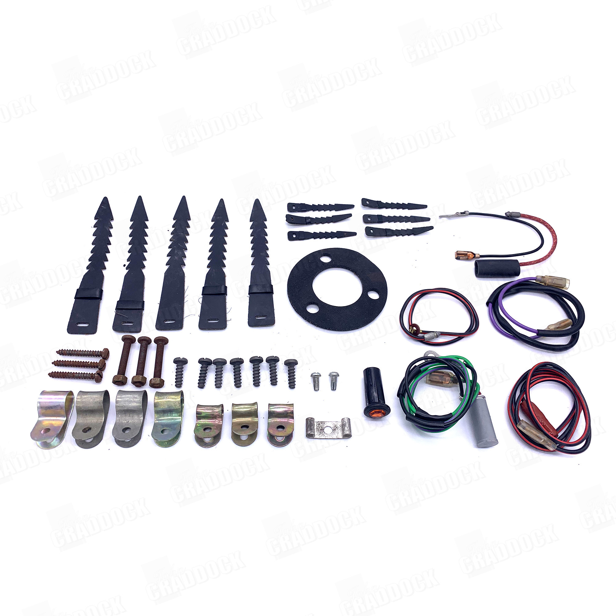 Genuine 7 Pin Trailer Plug and Socket Kit Series 2/2A up to Vehicle Suffix F