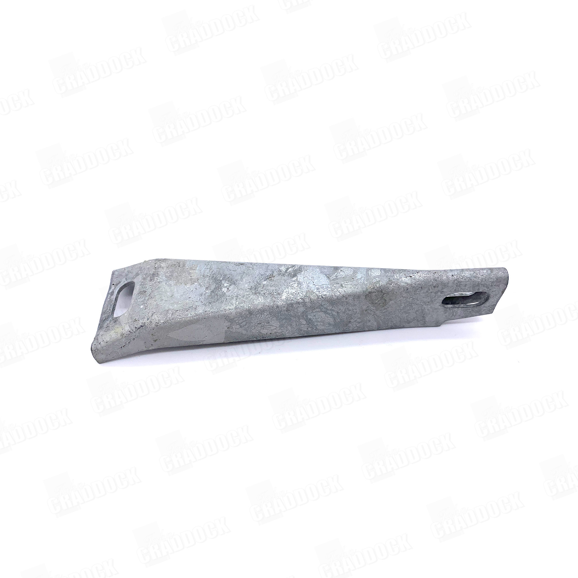 Bracket Spare Wheel Reinforcement on Truck Cabs